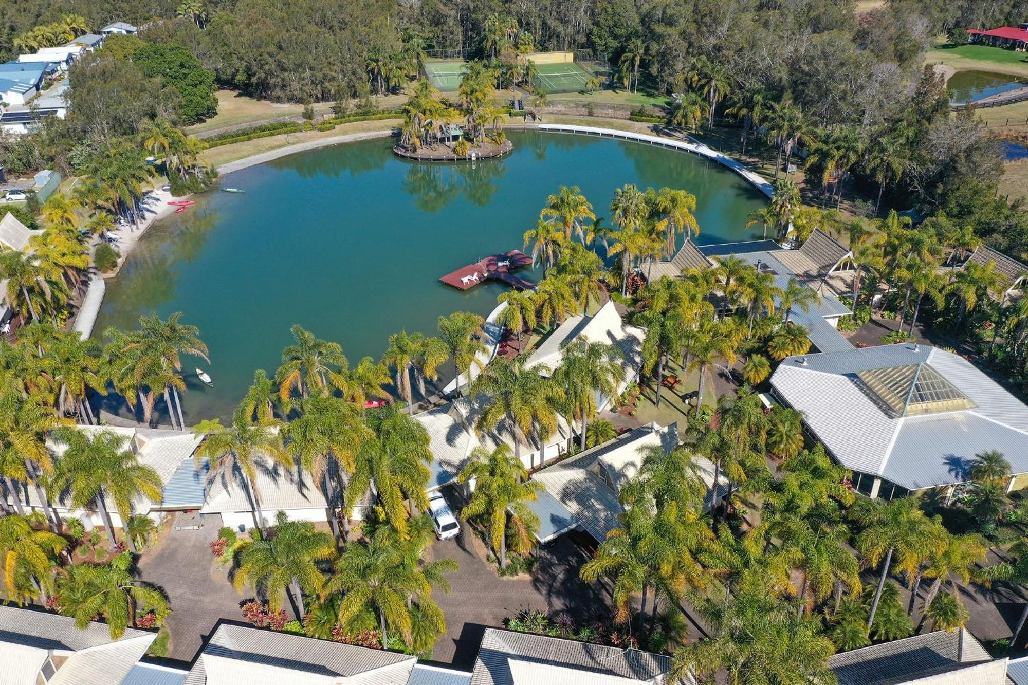 Ultiqa Village Resort Port Macquarie Esterno foto