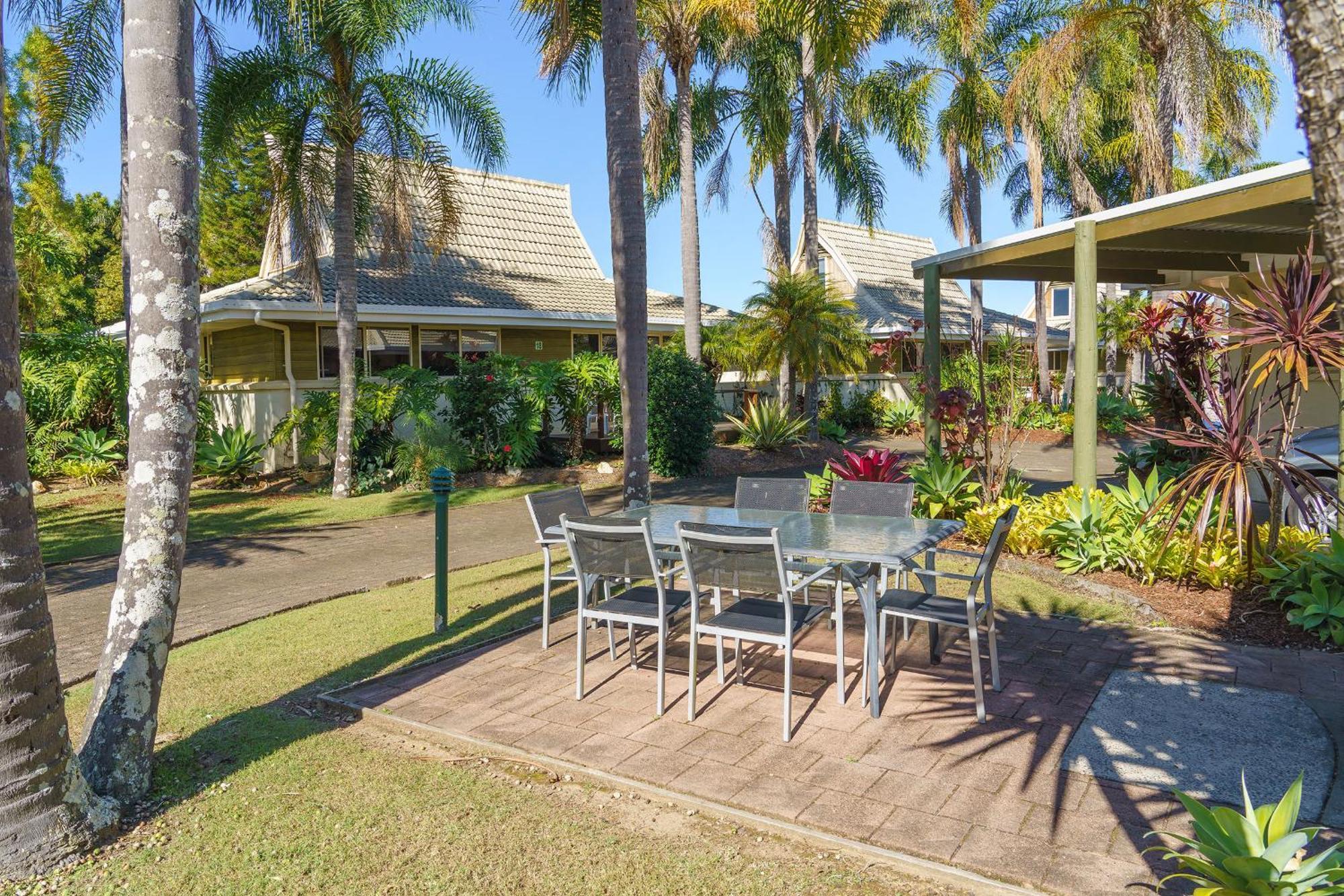 Ultiqa Village Resort Port Macquarie Esterno foto